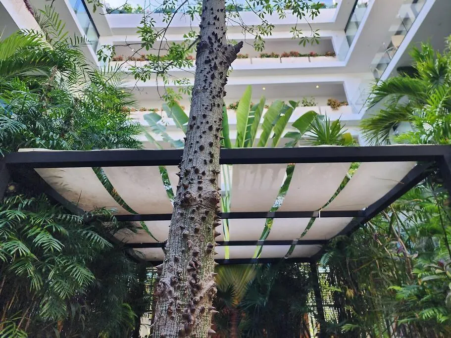 Stunning 1 Bdrm Condo Gym-Pool 10 Min To The Beach & Quinta Av بلايا ديل كارمن