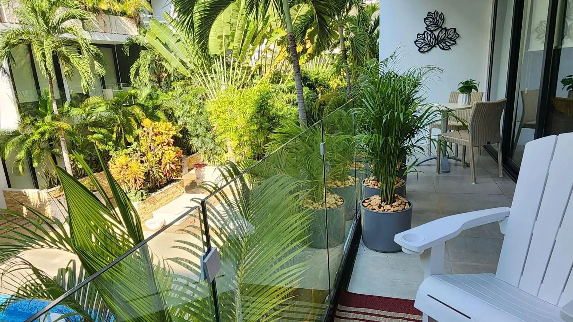 Stunning 1 Bdrm Condo Gym-Pool 10 Min To The Beach & Quinta Av Playa del Carmen Mexique