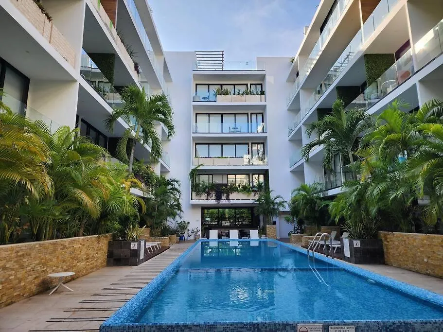 Lejlighed Stunning 1 Bdrm Condo Gym-Pool 10 Min To The Beach & Quinta Av Playa del Carmen
