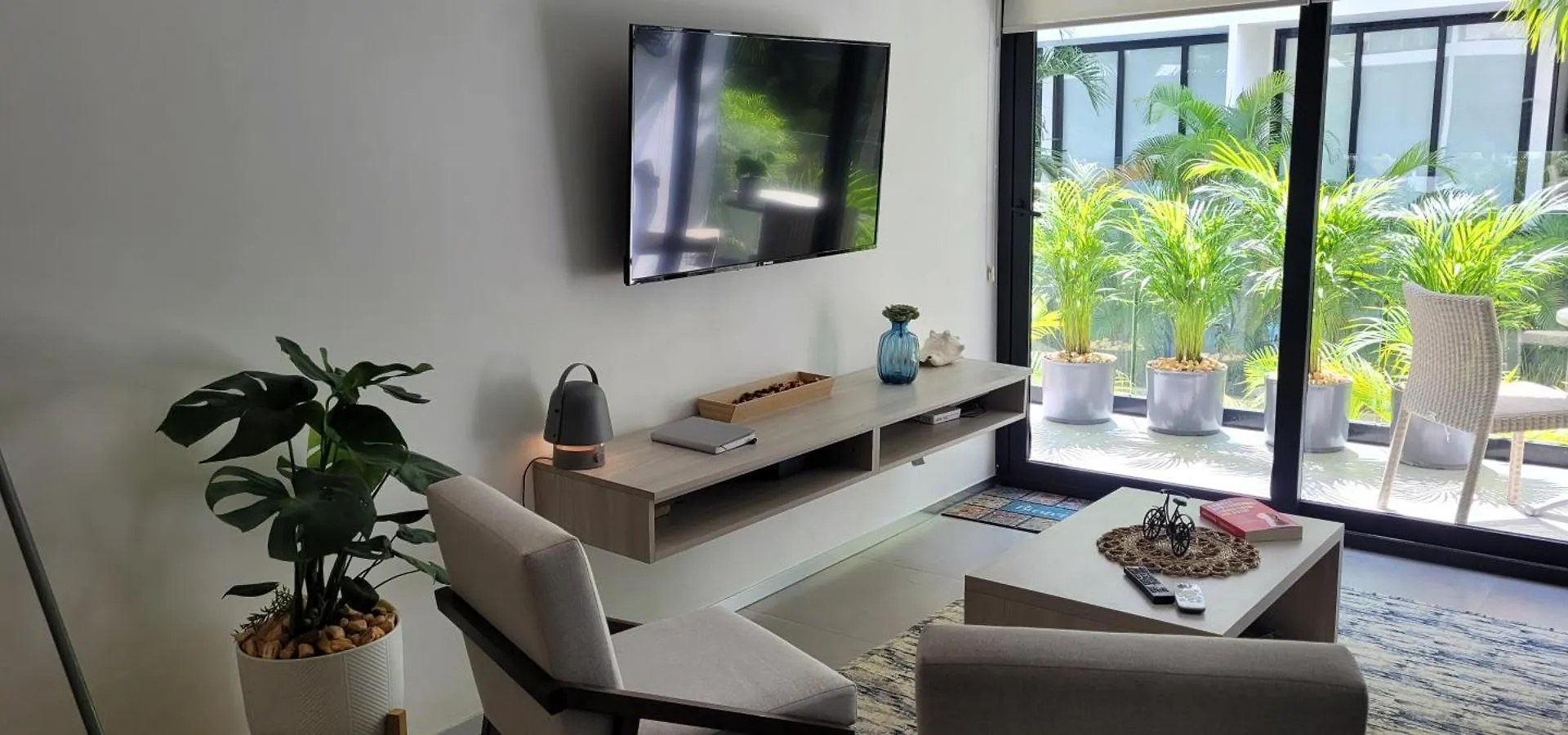 Lejlighed Stunning 1 Bdrm Condo Gym-Pool 10 Min To The Beach & Quinta Av Playa del Carmen