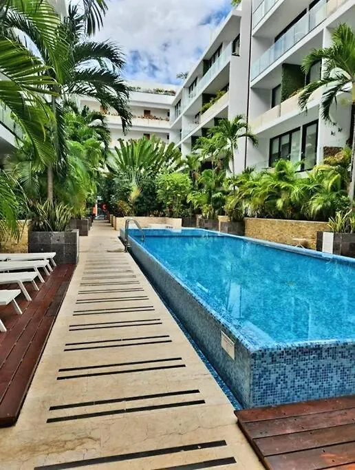 Apartament Stunning 1 Bdrm Condo Gym-Pool 10 Min To The Beach & Quinta Av Playa del Carmen Meksyk